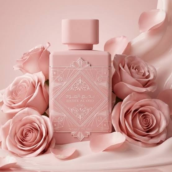 Perfume Árabe Badee Al Oud Noble Blush Lattafa
