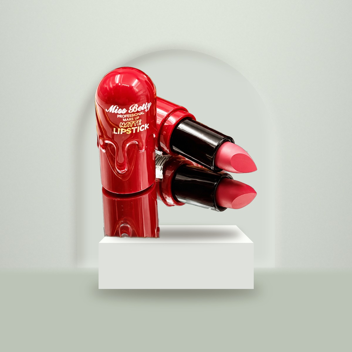 Labial Matte Miss Betty Rojo Professional Lipstick